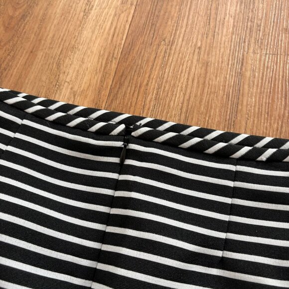 KASPER Mid Rise Mid Thigh Pencil Skirt Horizontal Stripe B/W Women’s Size 6 - Picture 5 of 8